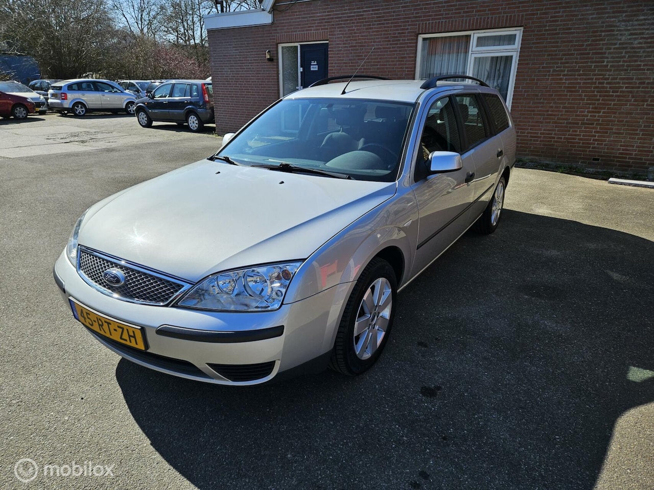 Ford Mondeo Wagon - 1.8-16V Champion 1.8-16V Champion - AutoWereld.nl