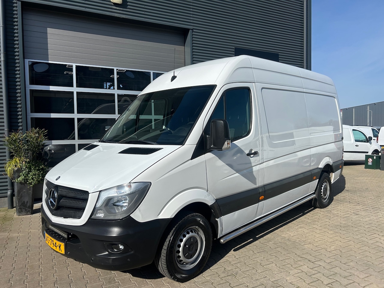 Mercedes-Benz Sprinter - 216 CDI 366 L2 H2 163 Pk - AutoWereld.nl