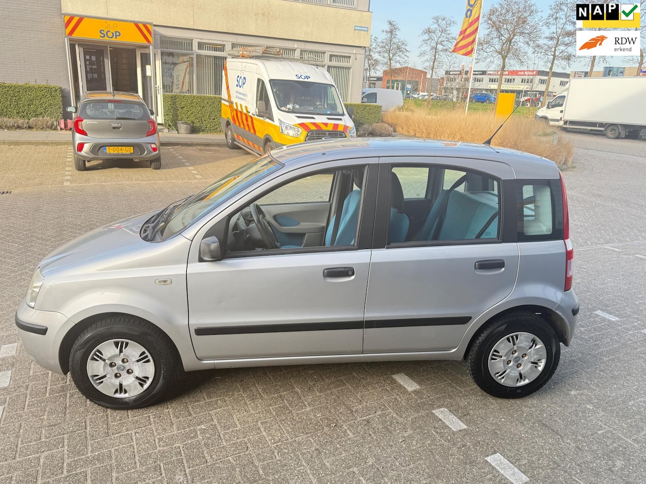 Fiat Panda - 1.2 Navigator((((( Automaat / airco )) nieuwe apk. - AutoWereld.nl