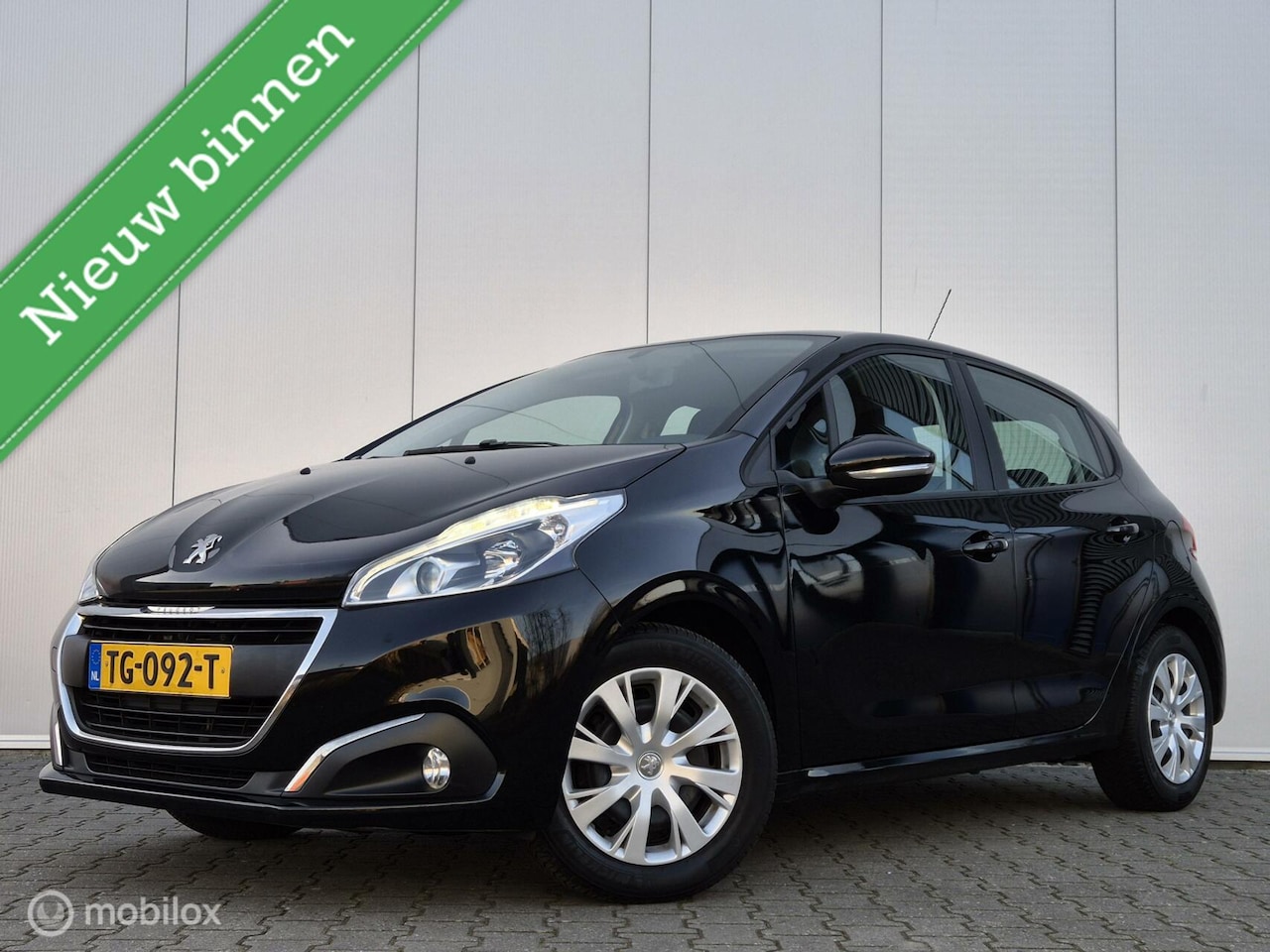 Peugeot 208 - 1.2 PURETECH BLUE LION/CARPLAY/LED/AIRCO - AutoWereld.nl