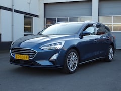 Ford Focus Wagon - 1.0 EcoBoost Titanium Business Automatische airco, navigatie, parkeersensoren voor en acht