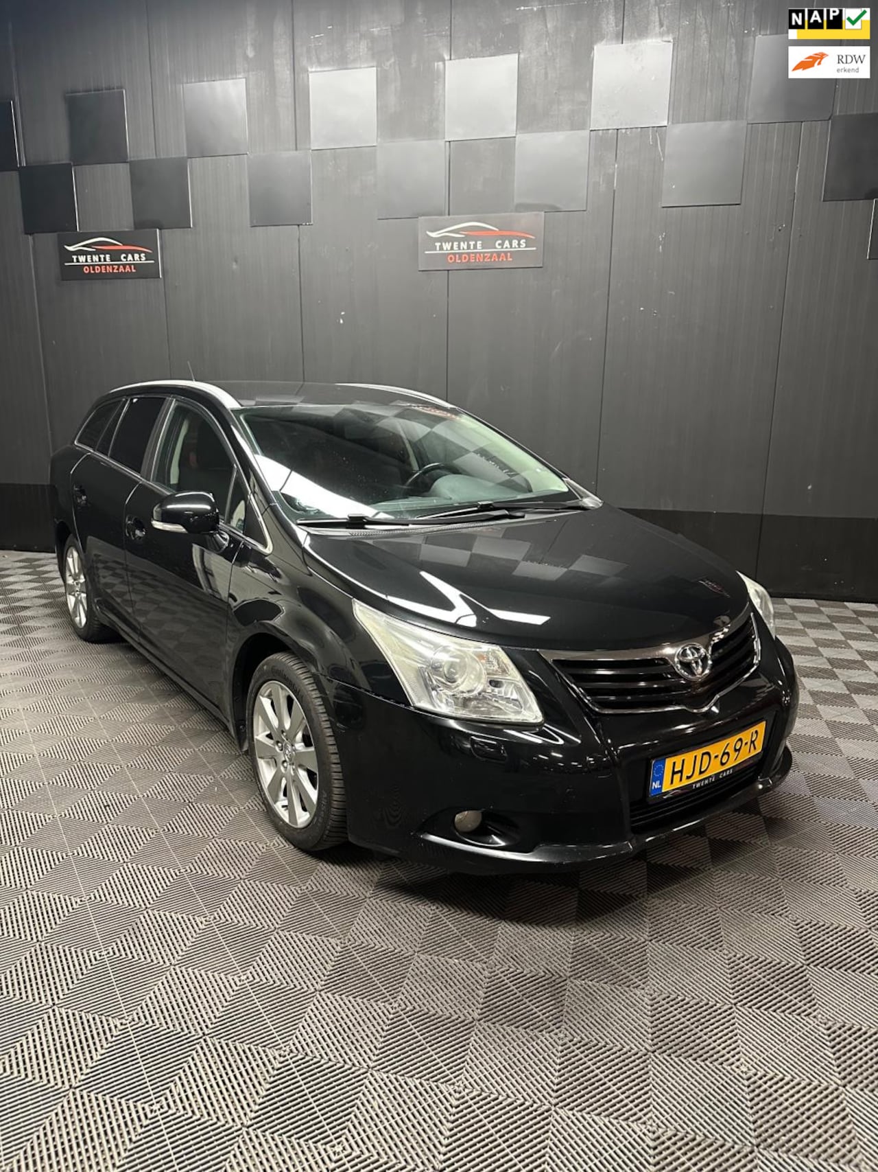 Toyota Avensis Wagon - 1.8 VVTi Dynamic | Navi | Clima | Nieuwe APK | - AutoWereld.nl