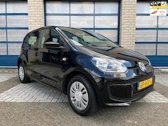 Volkswagen Up! - 1.0 BlueMotion 5drs - Navigatie - Airco - isofix - Bluetooth - Lage km-stand