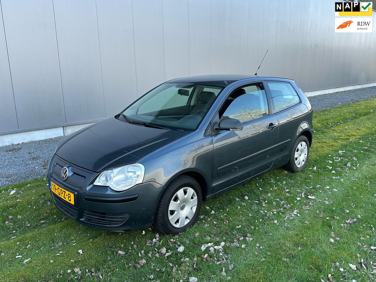 Volkswagen Polo - 1.4-16V Trendline 1.4-16V Trendline - AutoWereld.nl