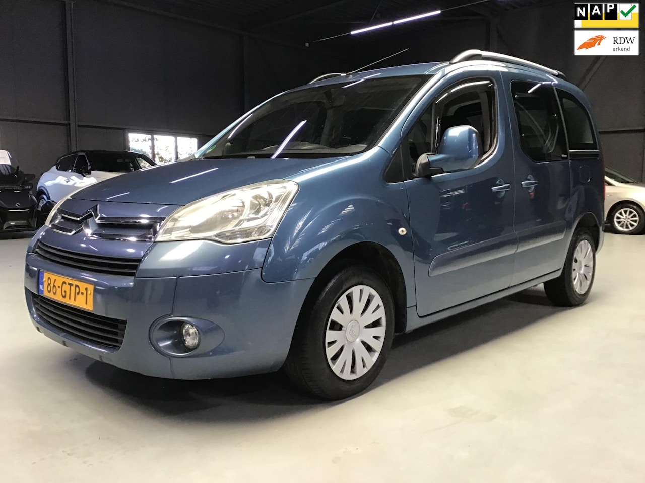 Citroën Berlingo - 1.6-16V Multispace I New Apk + Distributie + Koppeling + Kln Brt I Trekhaak I Airco I Crui - AutoWereld.nl