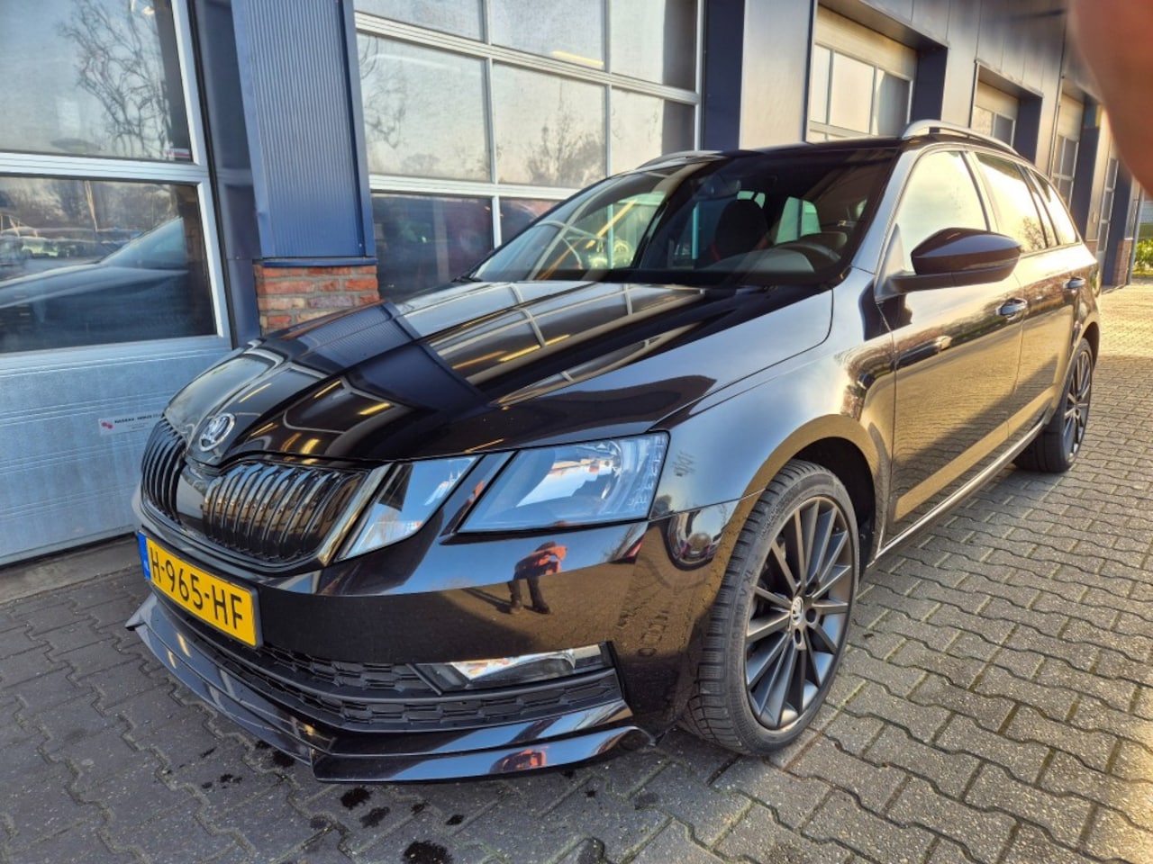 Skoda Octavia - 1.5 TSI Greentech Sport Business ALL IN. - AutoWereld.nl