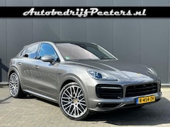 Porsche Cayenne - Coupe 3.0 Hybrid Chrono Pano HUD Luchtv. Camera E.Trekhaak