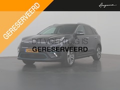 Kia e-Niro - ExecutiveLine 64 kWh | SOH 99% | Lederen Bekleding | JBL Audio | Dodehoekdetectie | Stoel/