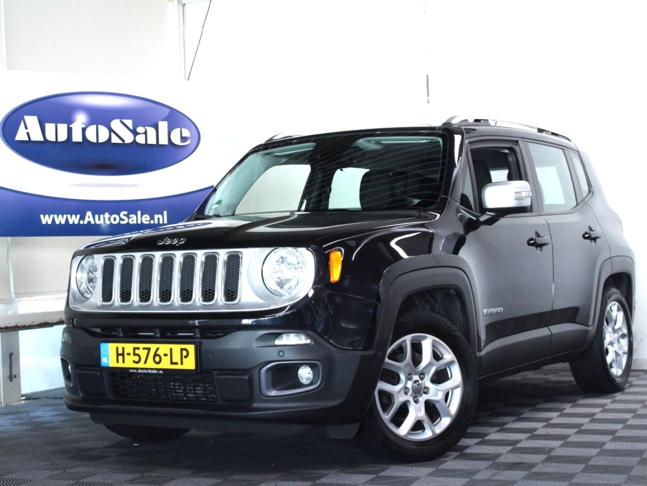 Jeep Renegade - 1.4 MultiAir Limited NAV STUUR/STOELVW CRUISE '16 - AutoWereld.nl