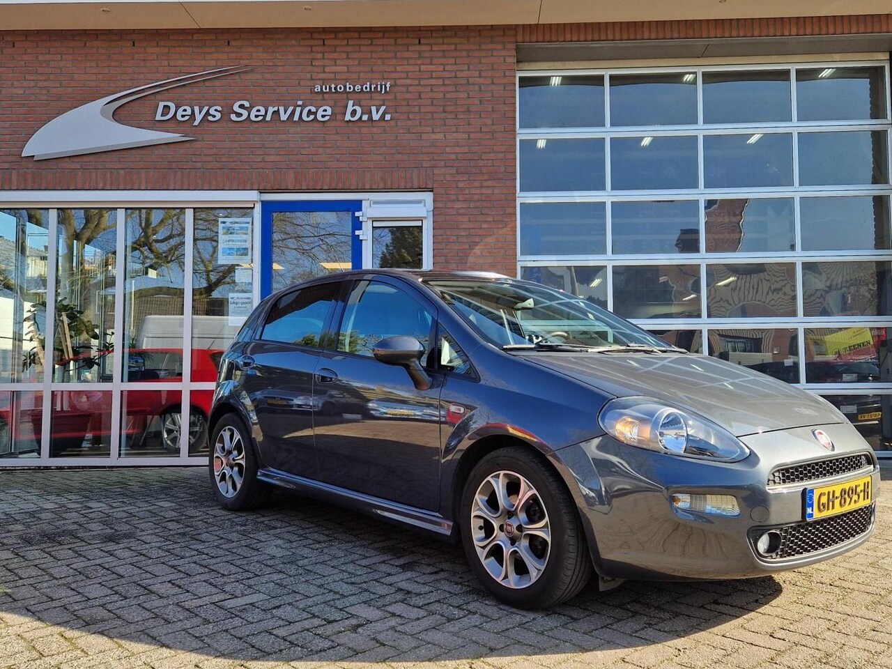 Fiat Punto Evo - 0.9 TwinAir Lounge 0.9 TwinAir Lounge - AutoWereld.nl