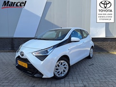 Toyota Aygo - 1.0 VVT-i X-play | Navi | Airco | Achteruitrijcamera | Bluetooth |