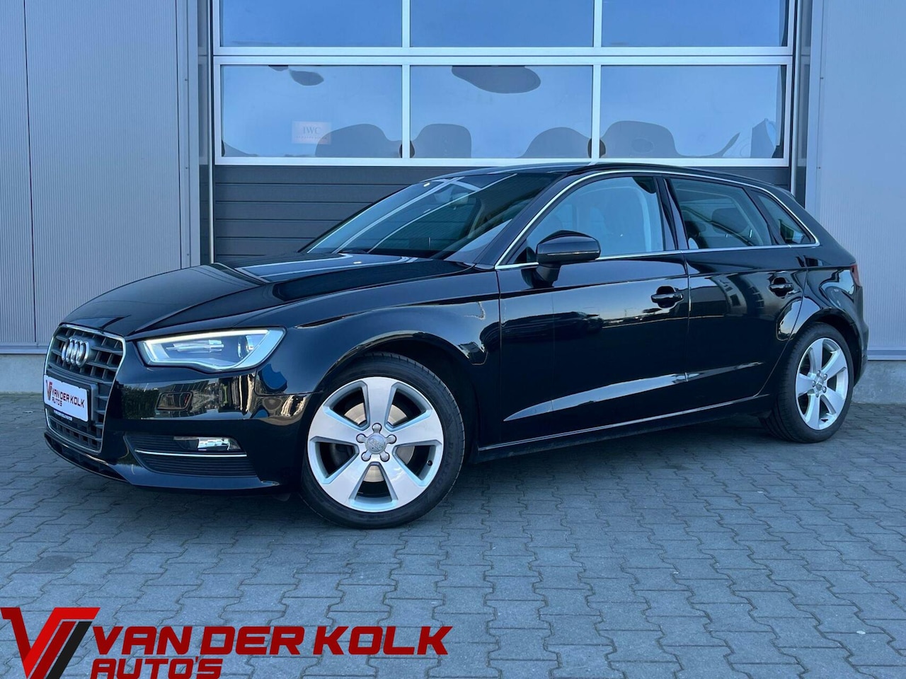 Audi A3 Sportback - 1.4 TFSI Ambiente LED Navi Cruise Climate Stoelverwarming - AutoWereld.nl