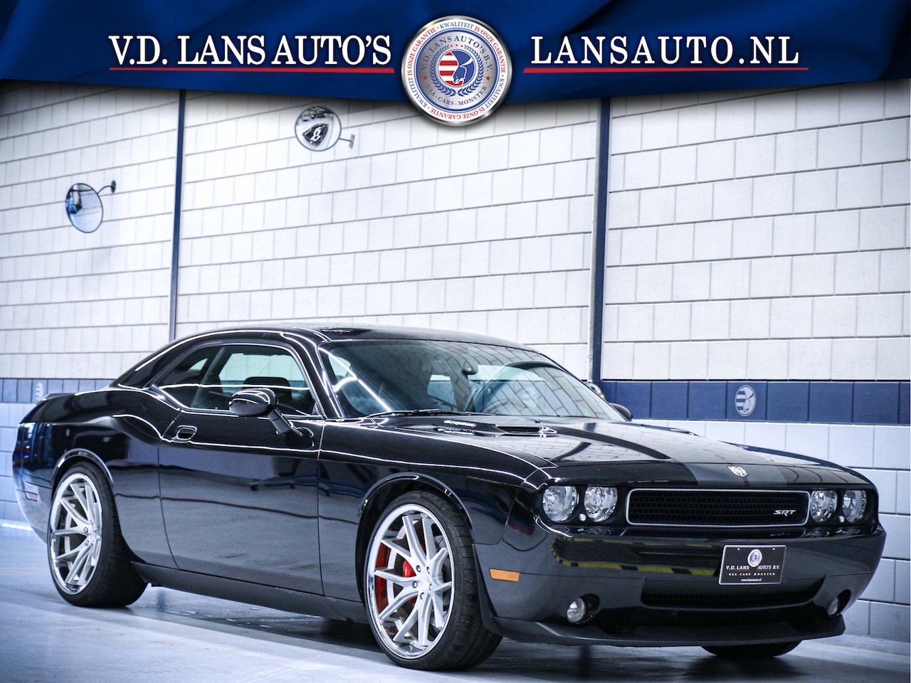 Dodge Challenger - 6.1L V8 HEMI SRT8 - AutoWereld.nl