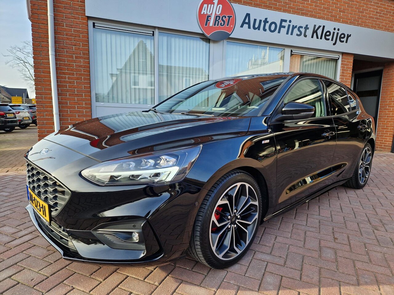 Ford Focus - 1.0 EcoBoost 125pk ST-Line Winterpack - AutoWereld.nl