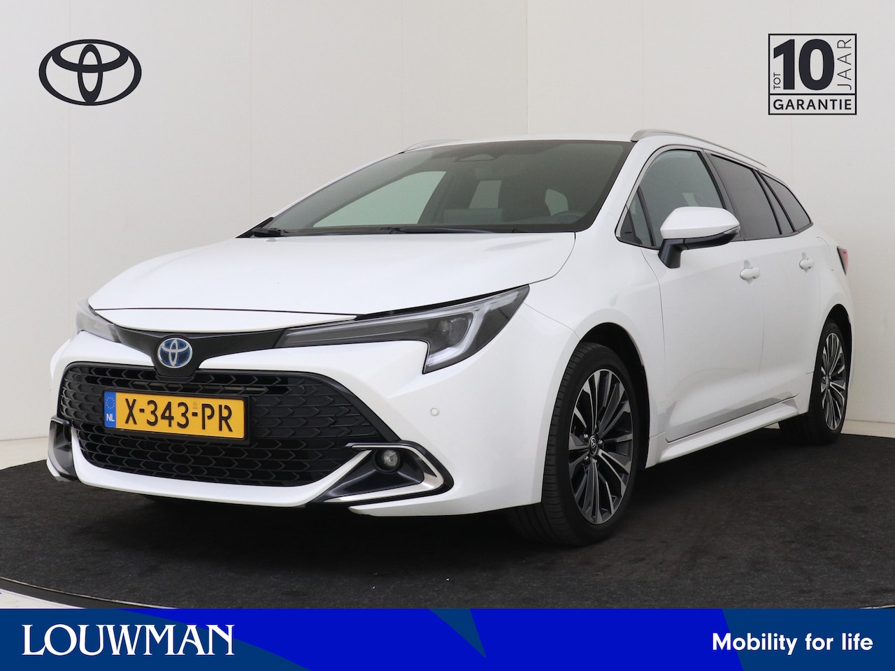 Toyota Corolla Touring Sports - 1.8 Hybrid First Edition Tim Veen - AutoWereld.nl