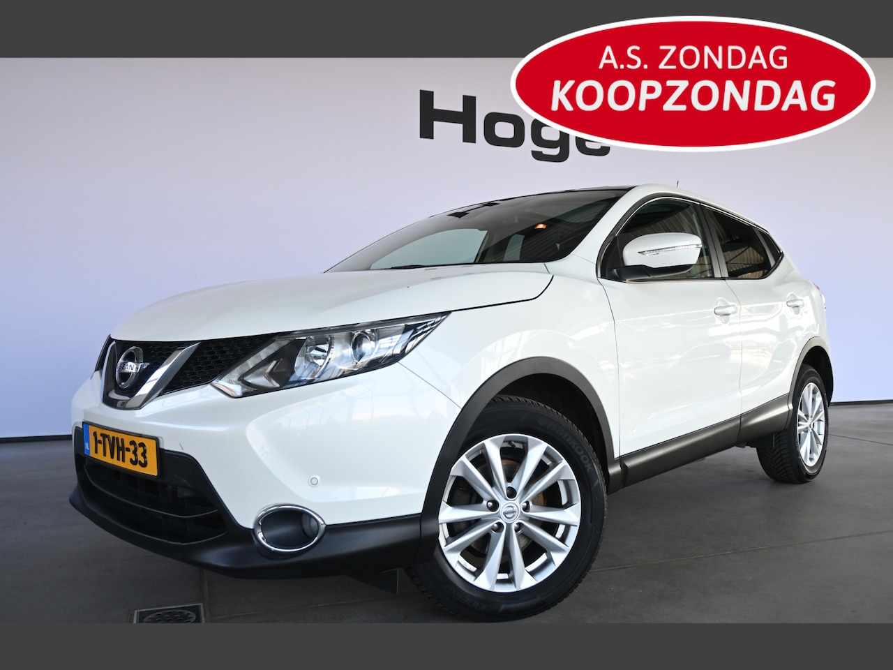 Nissan Qashqai - 1.2 Connect Edition Navigatie Panoramadak 100% Onderhouden! Inruil Mogelijk! - AutoWereld.nl