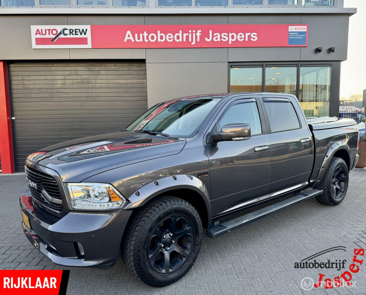 Dodge Ram 1500 - 4X4 5.7 V8 4x4 Crew Cab 5'7 Laramie - AutoWereld.nl