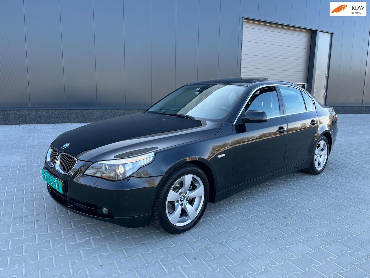 BMW 5-serie - 525i Executive Automaat/Leder/Navi/Xenon - AutoWereld.nl