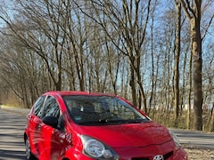 Toyota Aygo - 1.0-12V Access, 4deurs, weinig KM Nwe APK