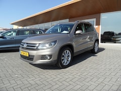 Volkswagen Tiguan - 1.4 TSI Sport&Style