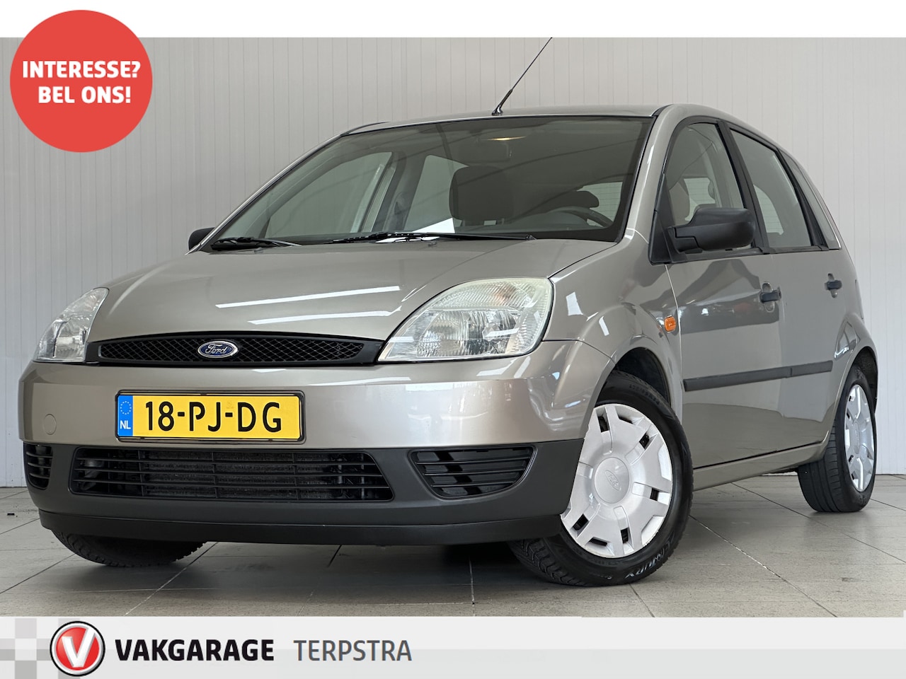 Ford Fiesta - 1.3 Ambiente/ Trekhaak/ 5-Drs/ Airco/ C.V./ Elek. ramen/ Deelbare achterbank/ Radio-CD/ Ge - AutoWereld.nl