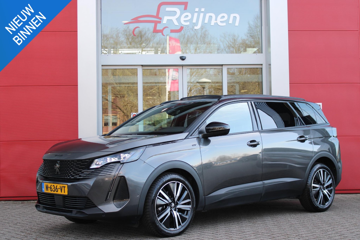 Peugeot 5008 - 1.2 130PK AUTOMAAT GT PACK BUSINESS | PANORAMISCH SCHUIF/KANTEL DAK | AFNEEMBARE TREKHAAK - AutoWereld.nl