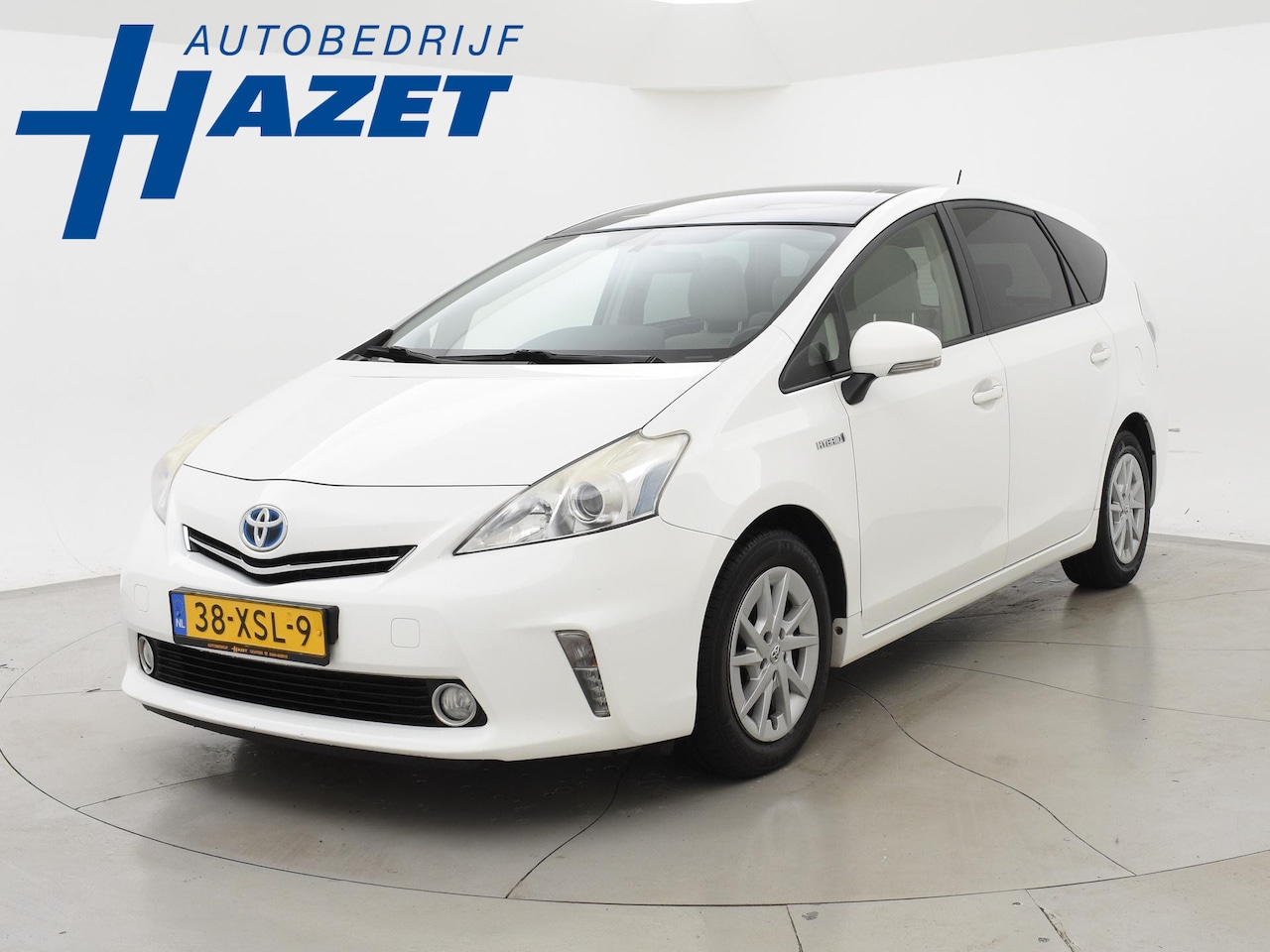 Toyota Prius Wagon - 1.8 HYBRID 7-PERS. AUT. | PANO | CAMERA | HEAD-UP | NAVI | PRIVACY | KEY-LESS - AutoWereld.nl