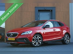 Volvo V40 Cross Country - 1.5 T3 Nordic+ Automaat | Leder | Stoelverwarming