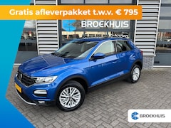 Volkswagen T-Roc - 1.5 TSI 150 pk Style 7-DSG | Navigatie | Achteruitrijcamera | Cruise control adaptief |