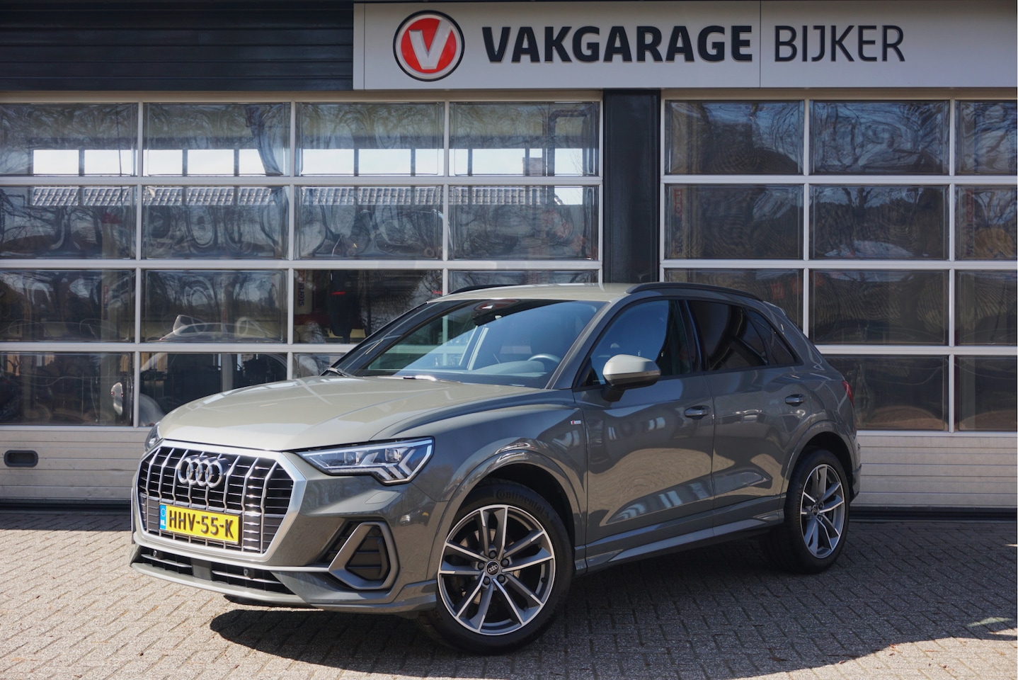 Audi Q3 - 35 TFSI Pro Line S Trekhaak/Navi/Standkachel! - AutoWereld.nl