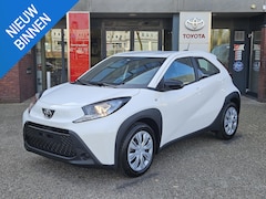 Toyota Aygo X - 1.0 VVT-i MT PLAY NIEUW DIRECT RIJDEN APPLE/ANDROID AD-CRUISE AIRCO BLUETOOTH CAMERA EL-RA