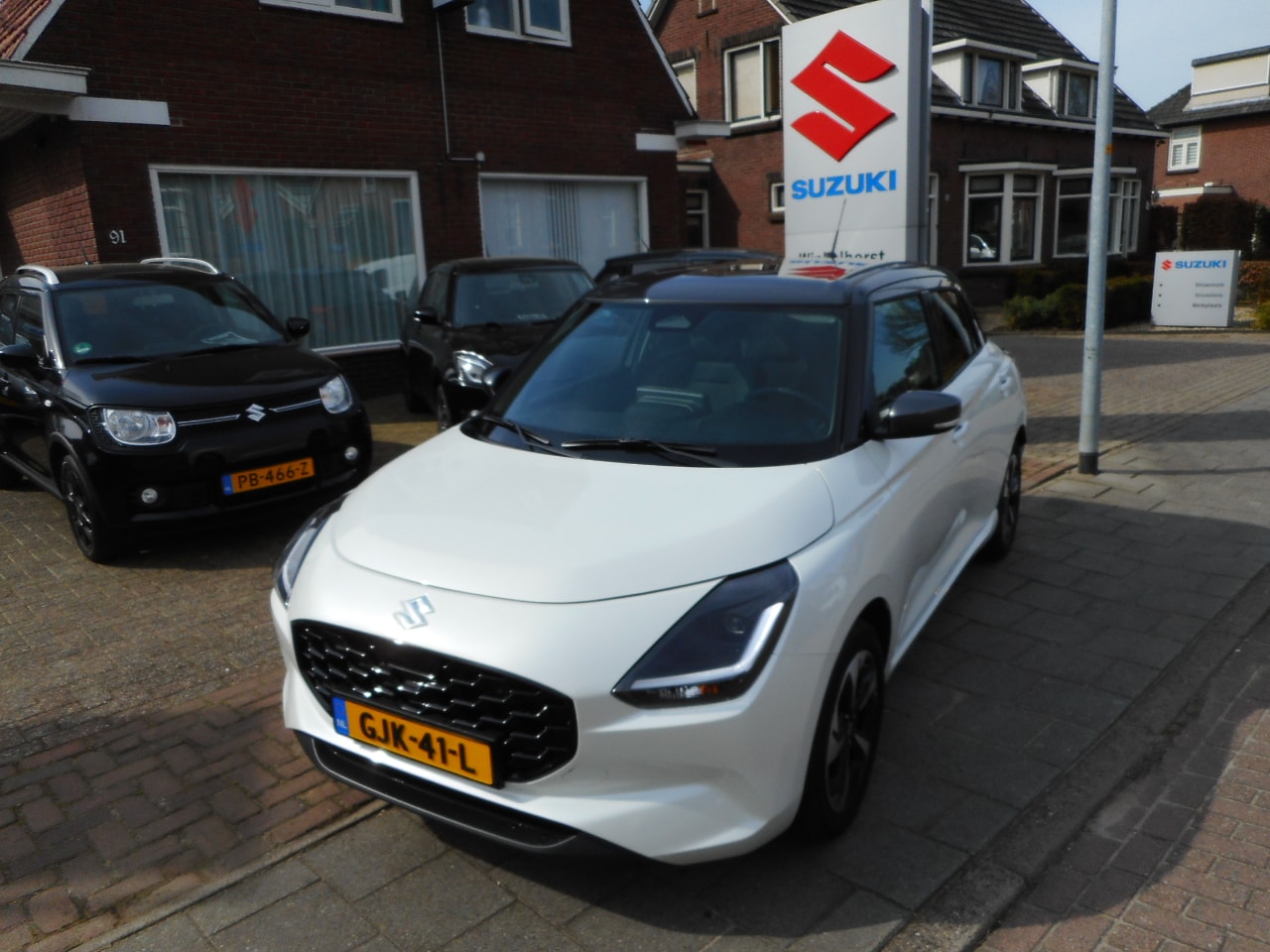 Suzuki Swift - 1.2 Style Mild Hybrid - AutoWereld.nl