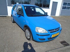 Opel Corsa - 1.0-12V ESSENTIA