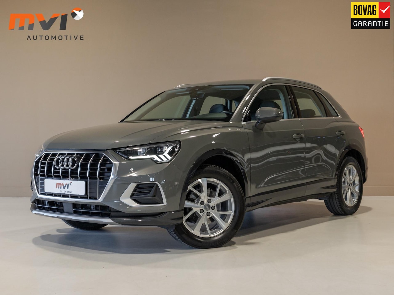 Audi Q3 - 35 TFSI Pro Line business / 150pk / Trekhaak / Elektrische stoelverstelling / Keyless entr - AutoWereld.nl