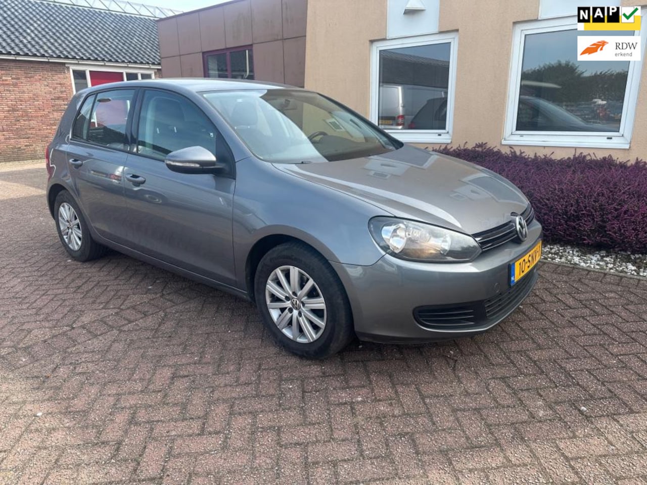 Volkswagen Golf - 1.2 TSI Comfortline BlueMotion AIRCO EL RAM - AutoWereld.nl