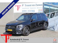 Mercedes-Benz GLB - 200 AMG AUTOMAAT/Panoramadak/Sfeerverlichting/Navigatie/Cruise control/Climate control/Ach