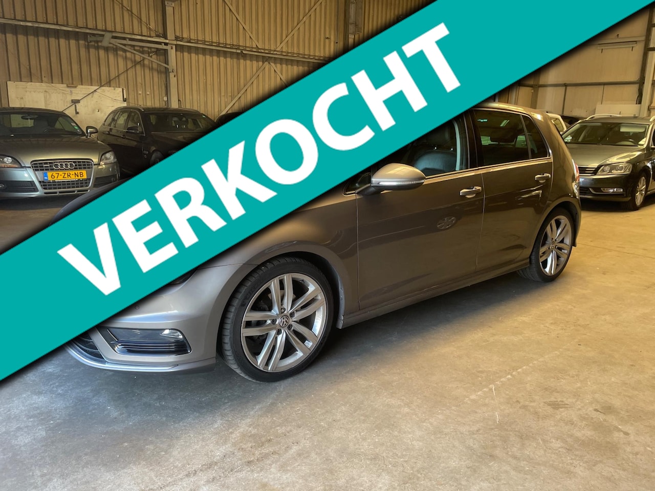 Volkswagen Golf - 1.6 TDI Connected Series|automaat |NL auto| - AutoWereld.nl