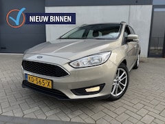 Ford Focus Wagon - 1.5 TDCI Trend Cruise Airco Navi Pdc