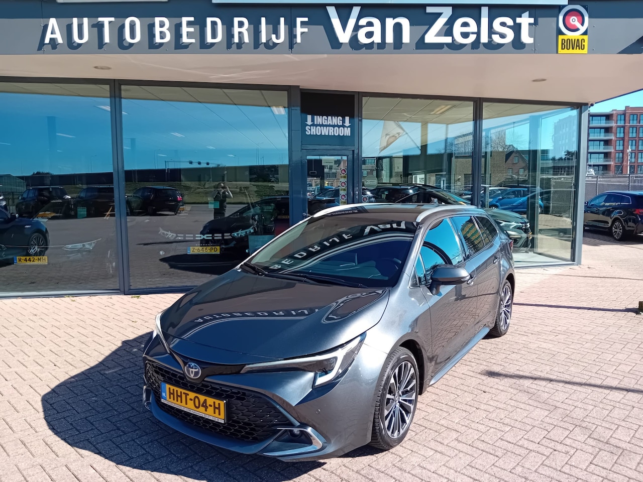 Toyota Corolla Touring Sports - 1.8 Hybrid First Edition 1.8 Hybrid First Edition, Airco(automatisch), Carplay, Cruise control adaptief, Dode hoek - AutoWereld.nl