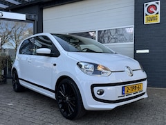 Volkswagen Up! - 1.0 high up R-Line velgen/stoelvw/pdc/heel netjes