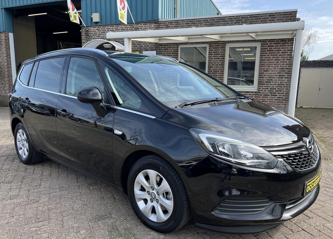 Opel Zafira Tourer - 1.4 Turbo 140pk, 7P, Stoel+stuurverw, Led, Navi - AutoWereld.nl