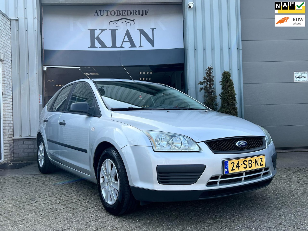 Ford Focus - 1.6-16V Champion 5 deurs - AutoWereld.nl