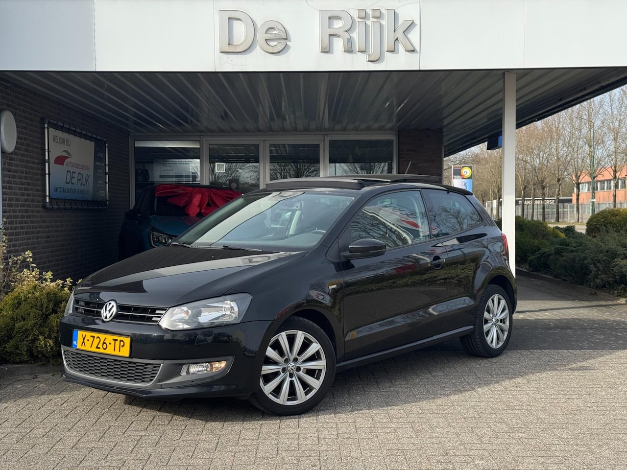 Volkswagen Polo - 1.2 TSI Life Edition | Schuif/Open dak, Climate, Cruise, PDC, 16'' LMV | - AutoWereld.nl