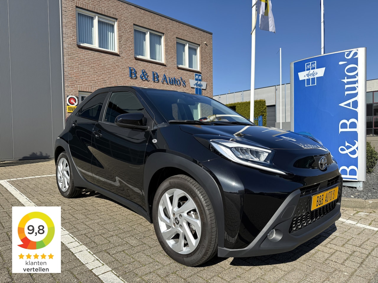 Toyota Aygo X - 1.0 VVT-i MT Pulse l ACC / CAMERA l ECC l FULL-LED l NAVI l STOEL-VERW. l 3.000km - AutoWereld.nl