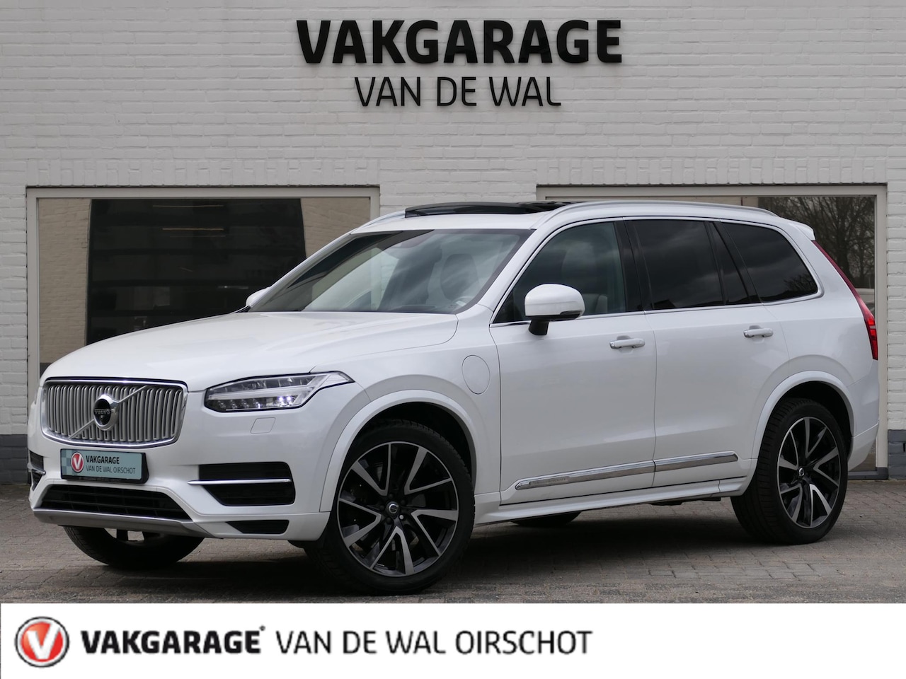 Volvo XC90 - 2.0 T8 Twin Engine AWD Inscription | Luchtvering | Trekhaak | Stoelventilatie | Panoramada - AutoWereld.nl