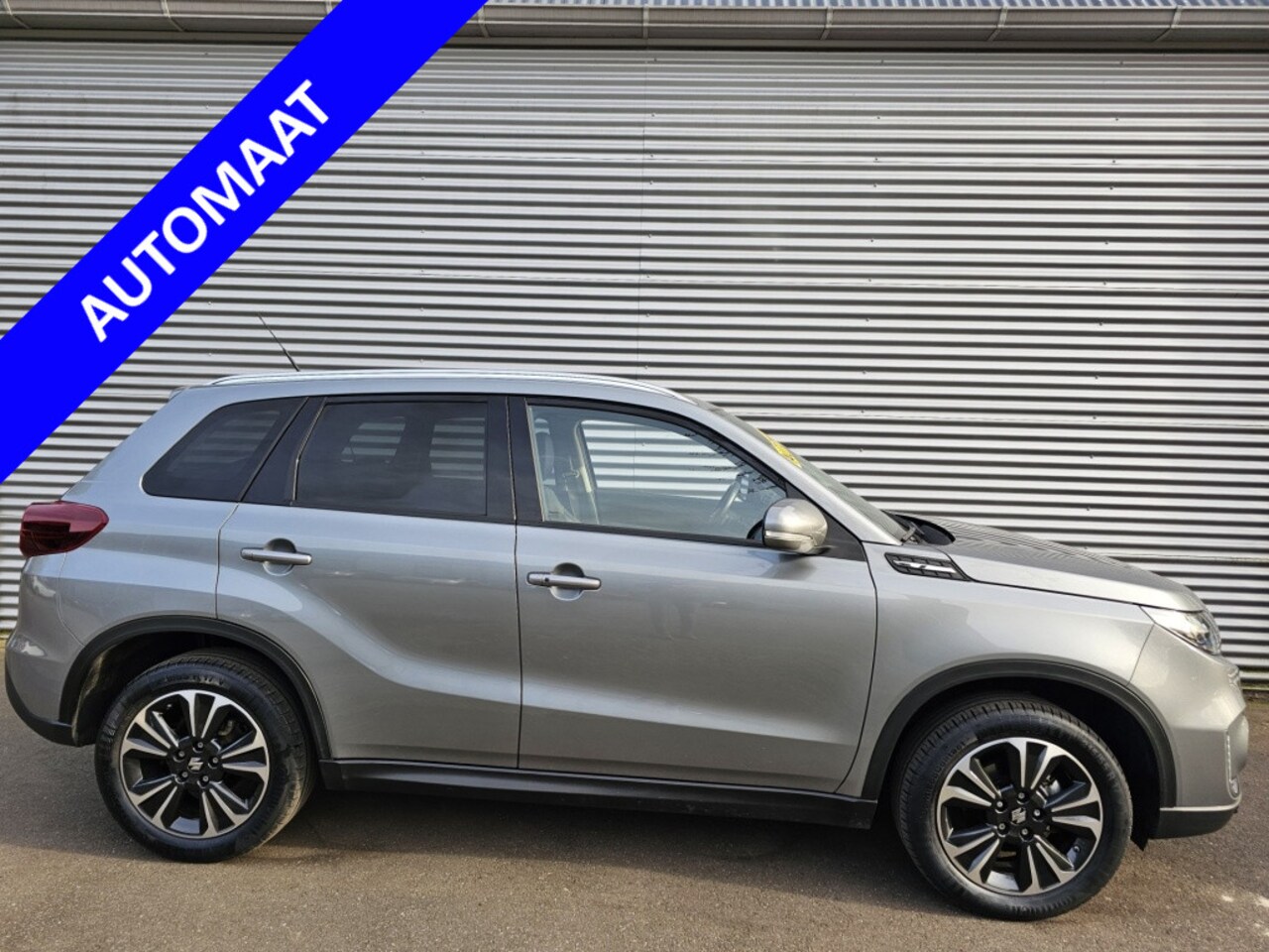 Suzuki Vitara - 1.5 Hybrid Style Automaat Trekhaak - AutoWereld.nl