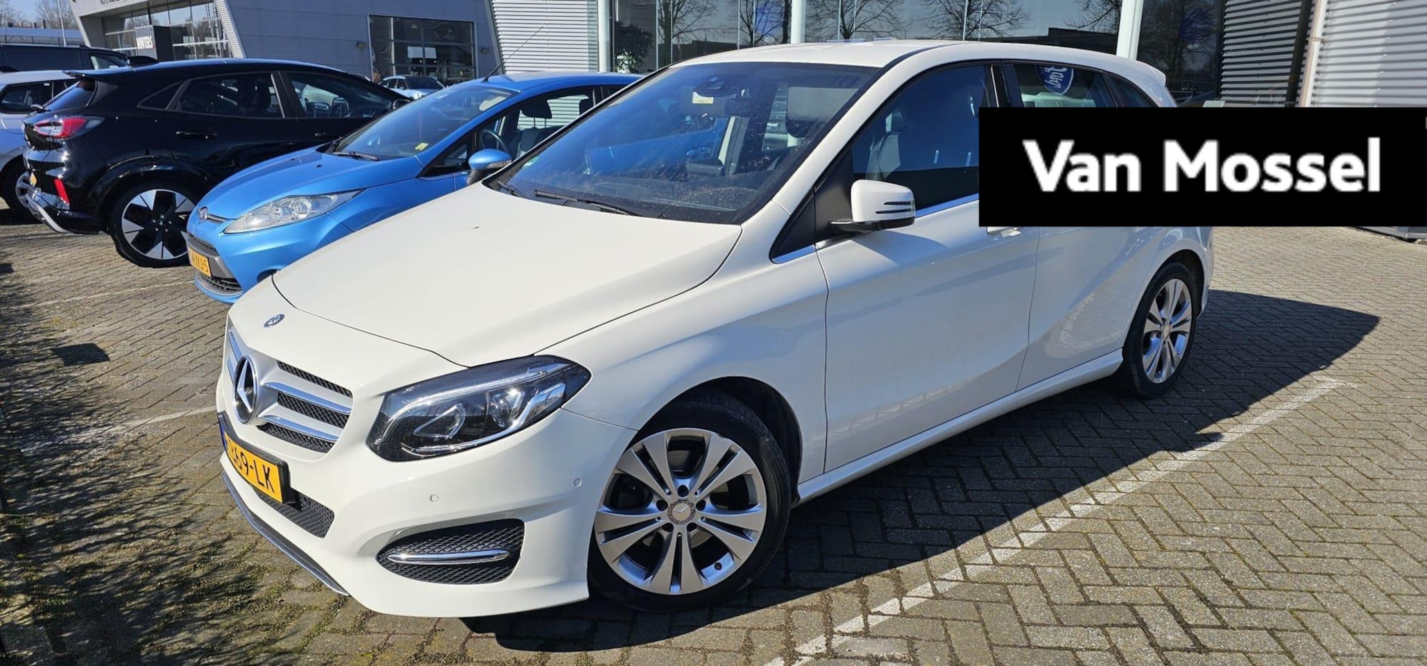 Mercedes-Benz B-klasse - 180 Ambition | STOELVERWARMING | LMV | AUTOMAAT | - AutoWereld.nl