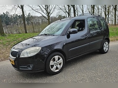 Skoda Roomster - 1.6-16V Elegance AUTOMAAT STORING