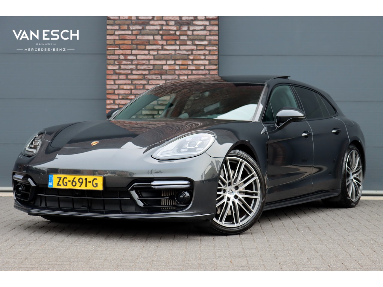 Porsche Panamera Sport Turismo - 2.9 4 E-Hybrid Aut8 | Luchtvering | Panoramadak | Soft-Close | HUB | Adaptive Cruise Contr - AutoWereld.nl