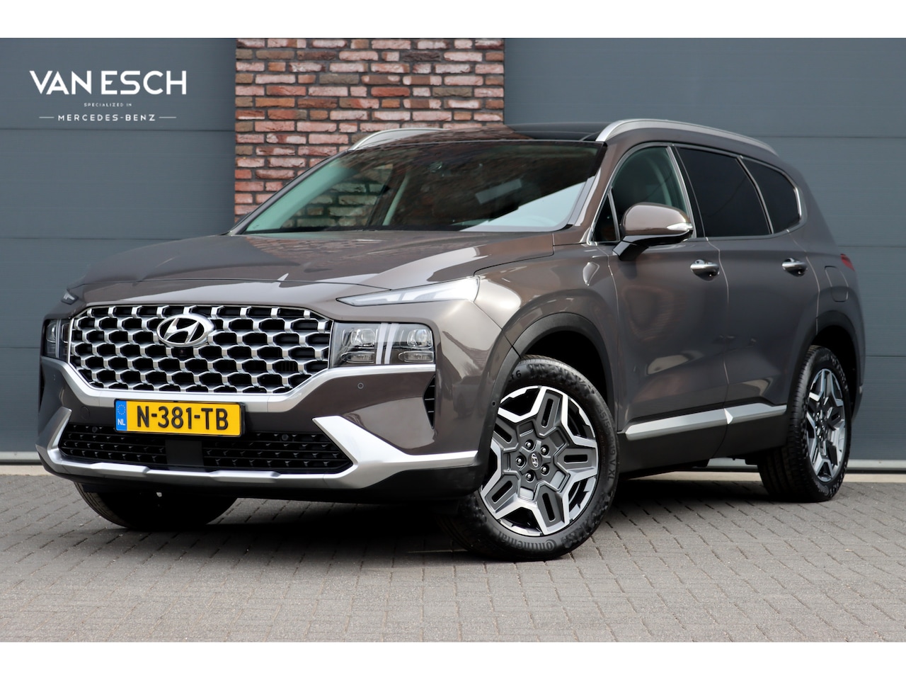 Hyundai Santa Fe - 1.6 T-GDI HEV Premium Aut6 | 7pers. | Panoramadak | Adaptieve Cruise Control | Stuurverwar - AutoWereld.nl